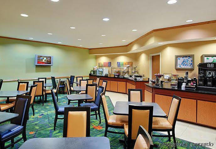 Fairfield Inn And Suites By Marriott Tampa North Temple Terrace Exterior foto